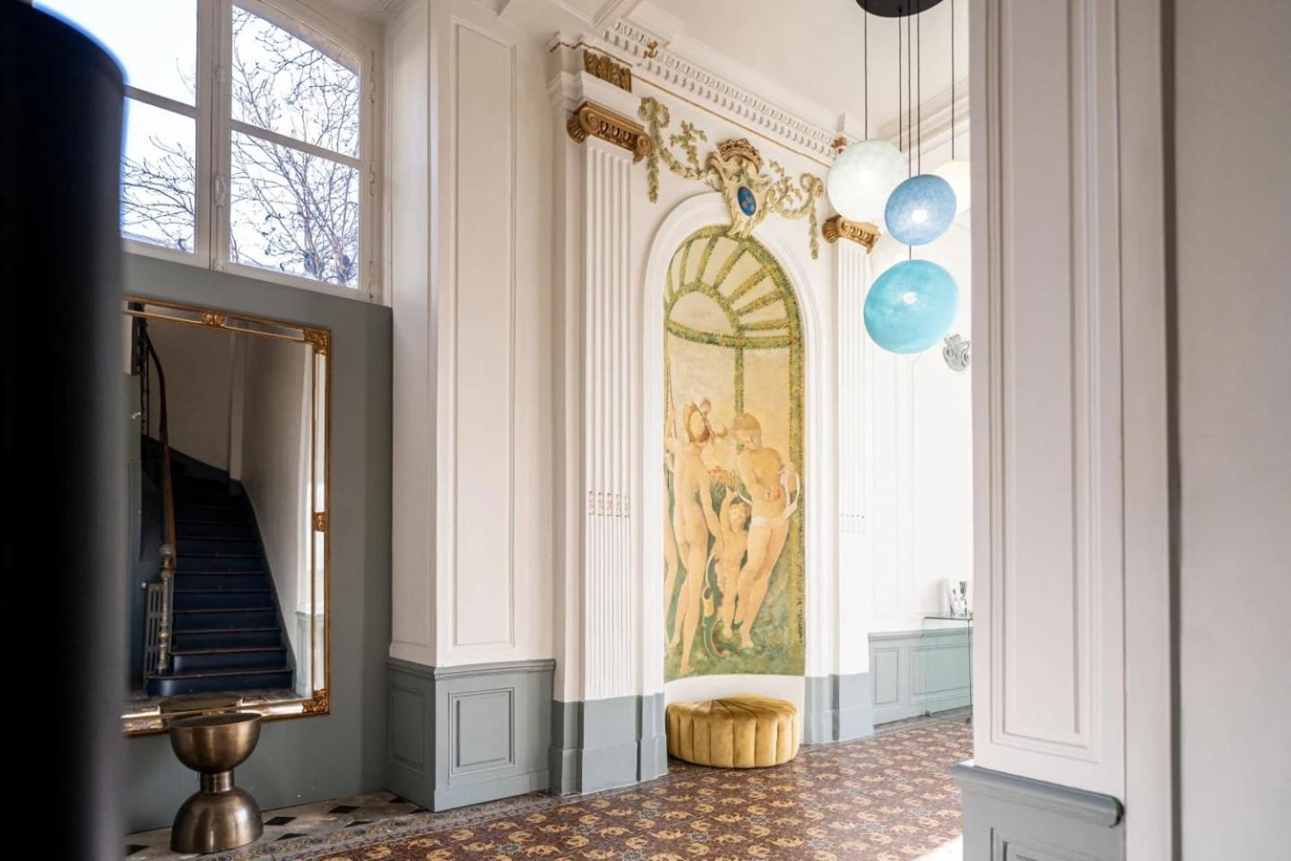 Le Henri II Hotell Le Mans Exteriör bild
